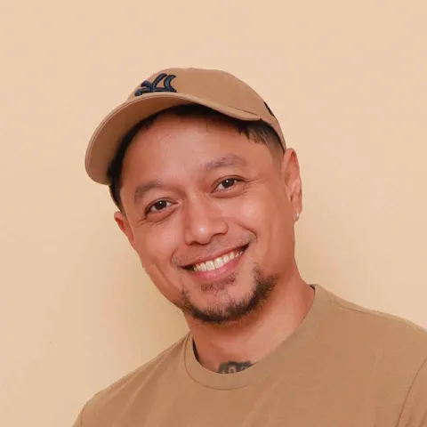 Devlin Duldulao